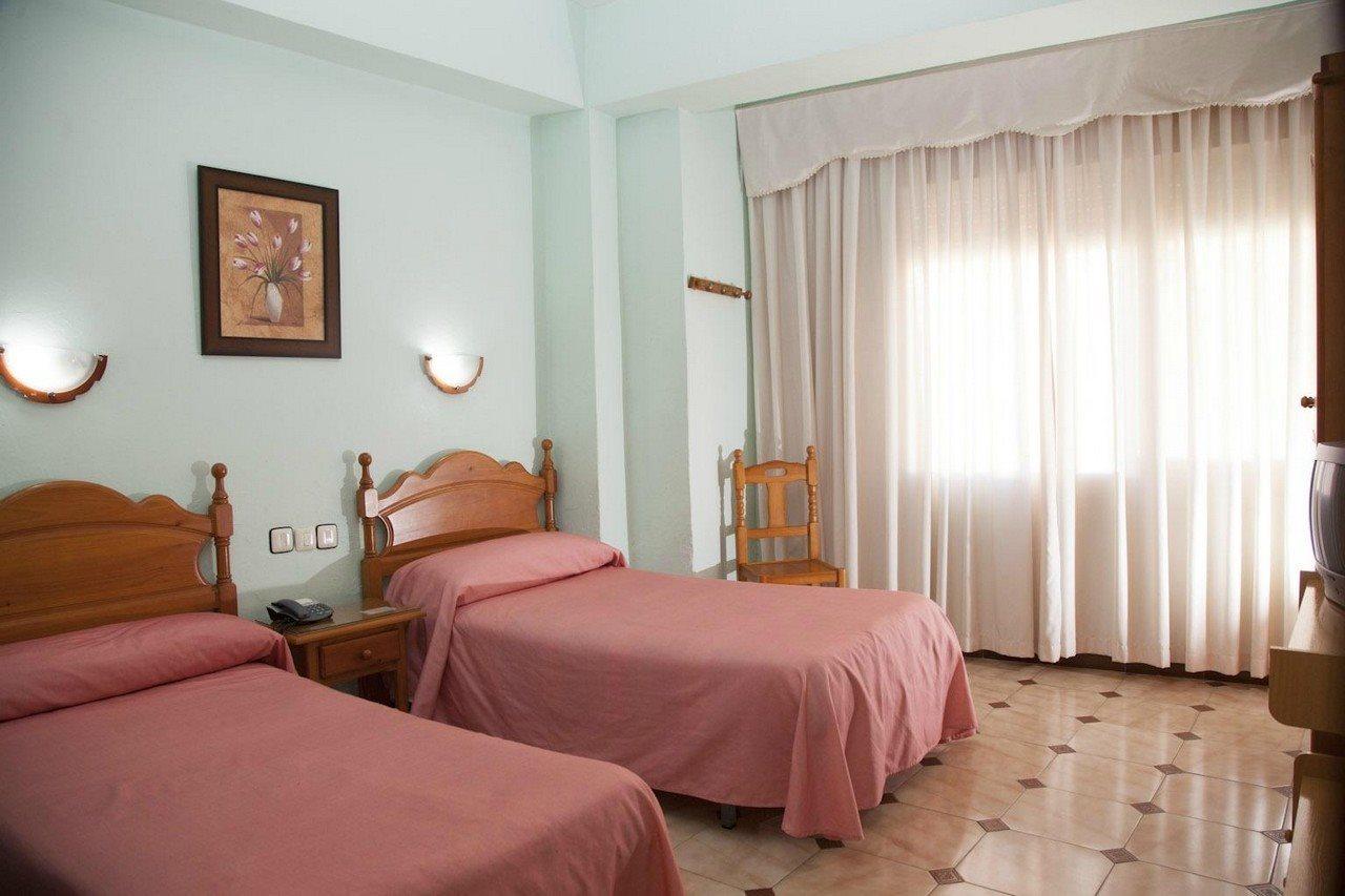 Hostal Paris La Línea de la Concepción Dış mekan fotoğraf