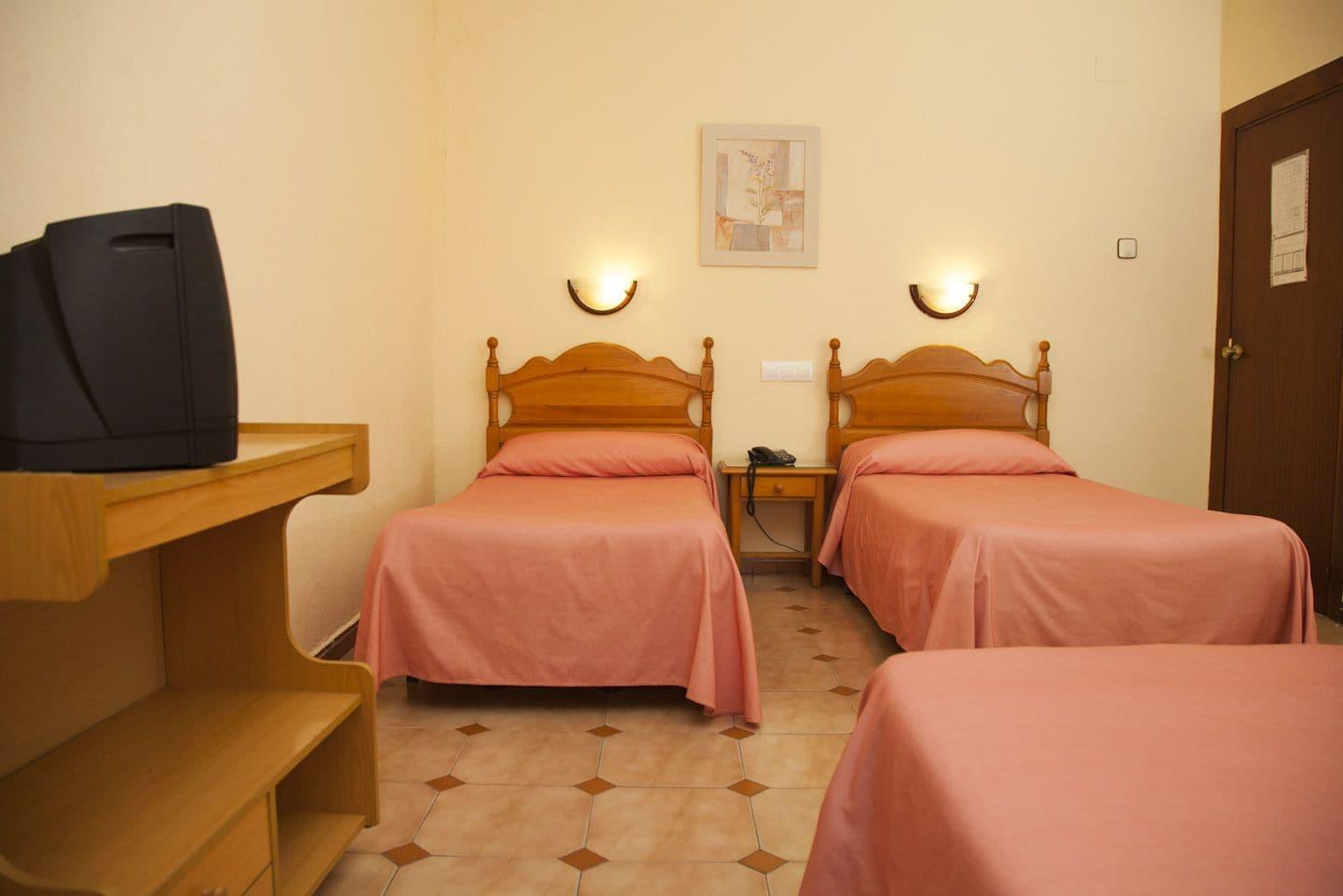 Hostal Paris La Línea de la Concepción Dış mekan fotoğraf