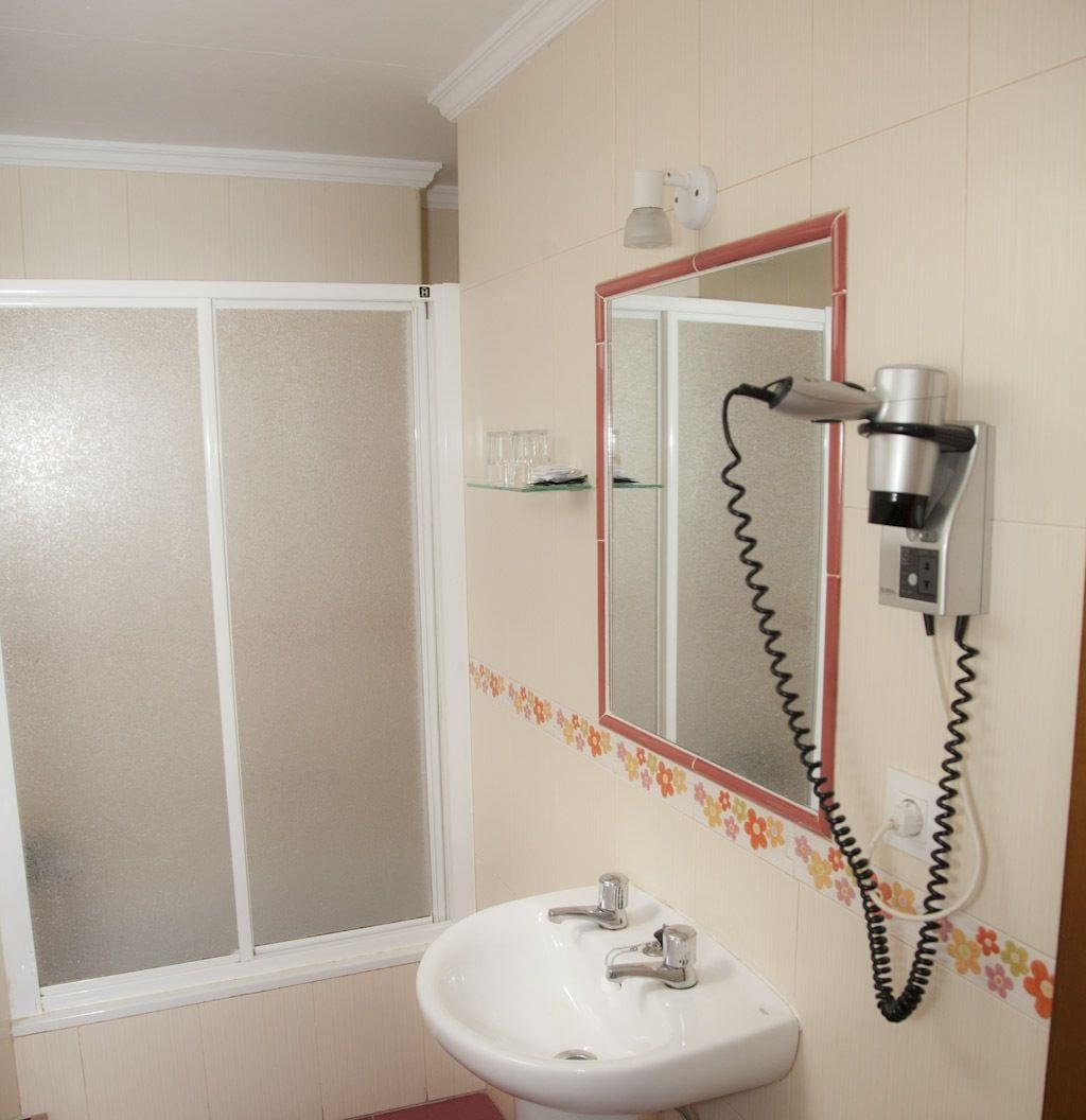 Hostal Paris La Línea de la Concepción Dış mekan fotoğraf
